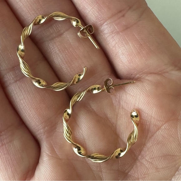 14k Solid Gold Twist Hoop Earrings - Picture 11 of 12